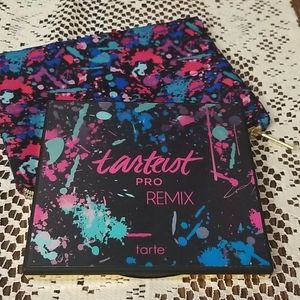 Tartiest pro remix palette plus Makeup bag